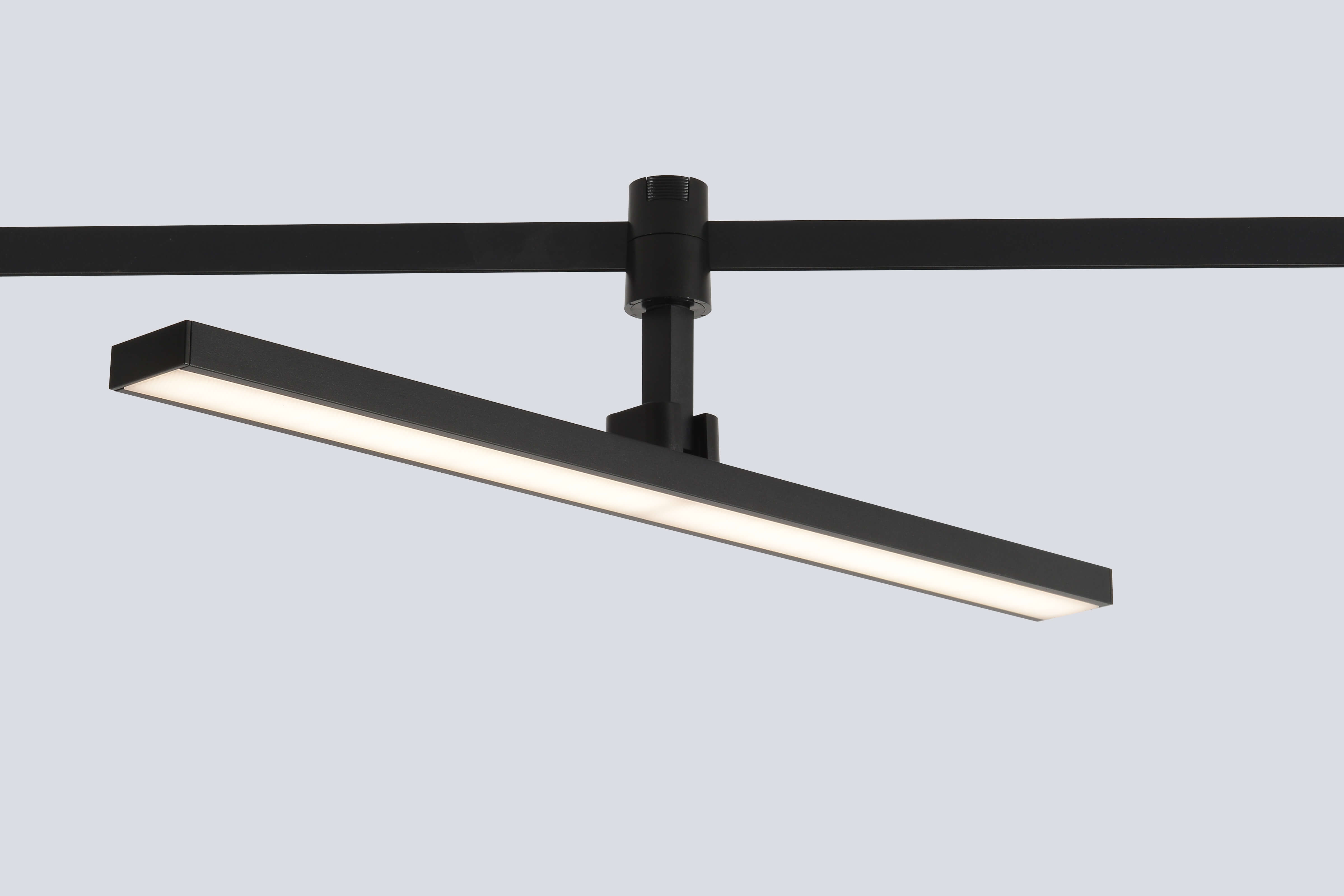 Светильник трековый для гибкой магнитной системы crystal lux clt 0.37 001 18w bl smart